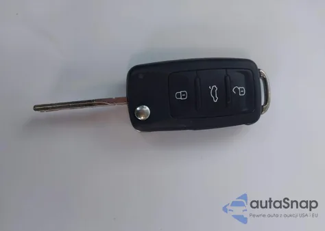 2019 Volkswagen Passat 2.0T Wolfsburg Edition z USA, uszkodzony, nr VIN 1VWLA7A36KC006413